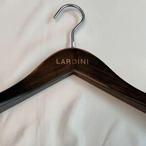 LARDINI ラルディーニ 木製 ジャケット ハンガー 木製ハンガー ブラウン系の画像2