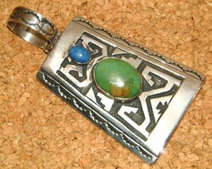  genuine article 1970 period Vintage Navajo group NAVAJO group Indian jewelry silver made King smanasa turquoise lapis large pendant 