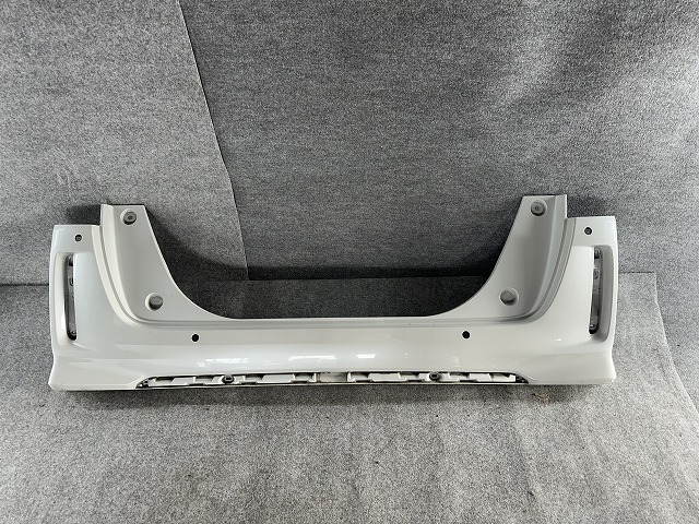 A1764-イ上 N-BOX カスタム JF3 JF4 後期 リア バンパー パール系 ☆