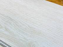未使用■フロアタイル 3畳分 36枚セット 白い 木目調 フロアシート フローリング 接着剤不要 防水防汚_画像4