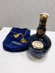 ★★873B　ROYAL SALUTE SCOTCH WHISKY 21年 700ml 40% サファイヤ 青 陶器ボトル 未開栓