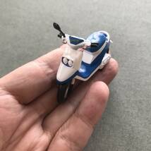 YAMAHA BW'S ミニカー　スクーター　フィギュア　Japanese scooter motorcycle TOY CAR miniature ２stroke engine 50CC 　BWS　50_画像3