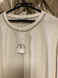 ZARA ビジュ付きトップス　Lサイズ