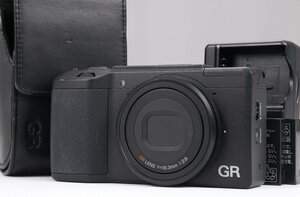 【 美品 | 動作保証 】 RICOH GR II 【 純正ケース・予備バッテリー・充電器 追加付属 】