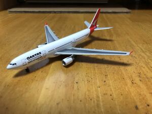 1/400 DRAGON WINGS QANTAS(カンタス航空）A330-200/CITY FLYER