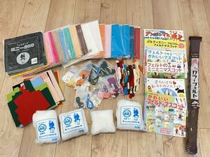 大量フェルト刺繍糸まとめ売り ハンドメイド マスコット型紙 綿 アンパンマン ツムツム