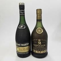 E26242(042)-612/IT3000　酒　2本まとめ　REMY MARTIN VSOP　レミーマルタン　40％　700ml/MEYFOR NAPOLEON　メイフォー　ナポレオン_画像1