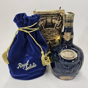 E2384(042)-620/AS4000　酒　ROYAL SALUTE 21年　SCOTCH WHISKY　ロイヤルサルート　スコッチウイスキー　40％　700ml　袋・箱付き