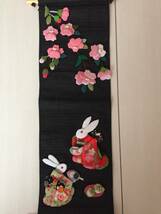 手作り　ちりめん押し絵　桜　うさぎ　お花見　３色団子　草餅　ハンドメイド　タペストリー　壁掛け　_画像1