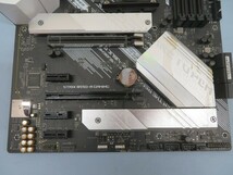 ☆ASUS REPUBLIC ROG STRIX B550-A GAMING マザーボード エイスース ゲーミング USED 92940☆！！_画像3