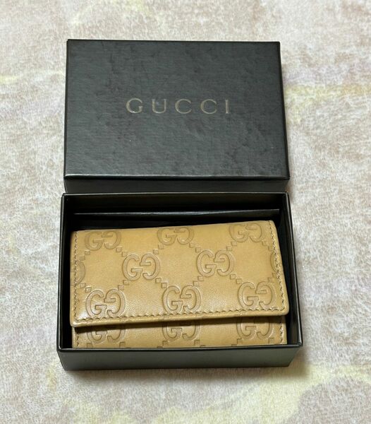 GUCCI グッチのキーケース 