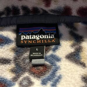 美品 patagonia Lightweight Synchilla Snap-T Pullover L シンチラ スナップT 柄の画像3