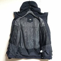 THE NORTH FACE ノースフェイス 腕ロゴ マウンテンパーカー メンズ XSサイズ 正規品 ブラック A4688_画像3