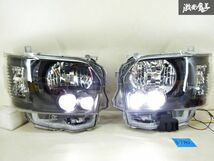 トヨタ 純正 200系 ハイエース 後期 4 5 6 7 型 LED ヘッドライト ランプ レンズ 左右 KOITO 26-137 純正 加工品 即納 在庫有 棚24-4_画像1
