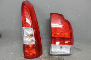  Volvo V70 latter term (B5244W) original damage less operation guarantee right tail light tail lamp top and bottom set p042534