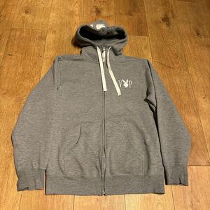 PLAYBOY ジップアップパーカー SIZE L グレー 