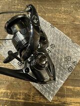 【新品未使用】 SHIMANO 24 TWIN POWER C3000XG シマノ ツインパワー　C3000XG シーバス_画像4