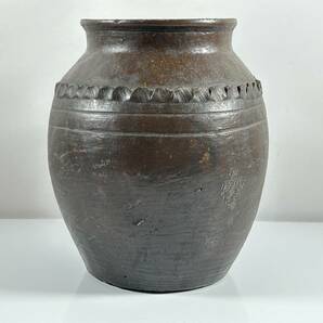 花壷 花瓶 華壺 弥生 詳細不明 作者不明 陶器 ヒビあり 共箱破損  H 約25cm 口外径 約15cm 最大径 約21cm の画像2