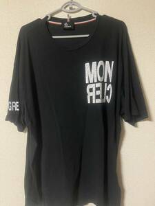 モンクレール　Tシャツ オーバーサイズ