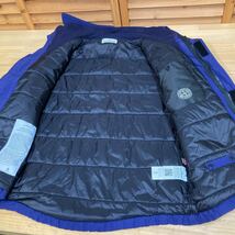 N 014【Stone Island ストーンアイランド】691541726 MICRO REPS PRIMALOFT マイクロレップス プリマロフト フーデッドブルゾン 紺 36_画像7