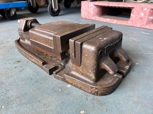  pickup welcome # secondhand goods # present condition delivery 9. vise Tsu rice field piece tsuda koma machine vise vise 175. fixation machine tool tool 