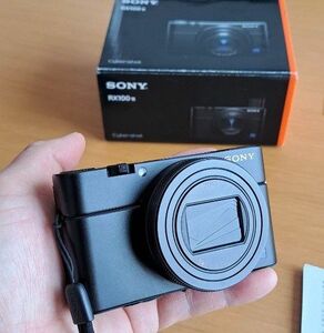 ソニー SONY Cyber-shot DSC-RX100M6