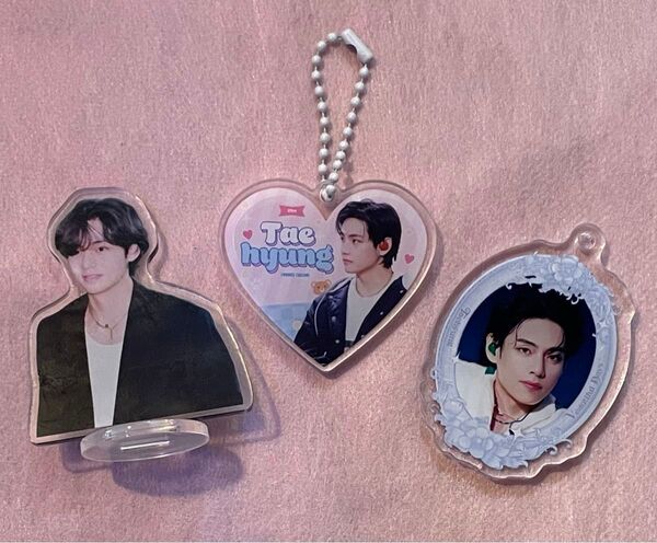 テテ BTS V アクスタ アクリルスタンド マスター キーホルダー おまけ付き