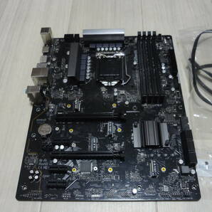 ASRock H570 PHANTOM GAMING4 ATXマザーボード CPUソケット：LGA1200 中古 付属品ネジ・SATAケーブル その2の画像1