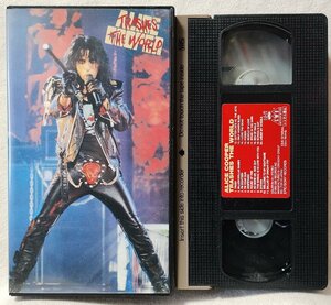 **VHS ALICE COOPER TRANHES THE WORLD* Alice Cooper Live compilation!* video [10531CDN