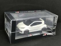 ★2024年発売 新型 トヨタ GRヤリス GR YARIS 1/30 ミニカー カラーサンプル 089 プラチナホワイトパールマイカ_画像2