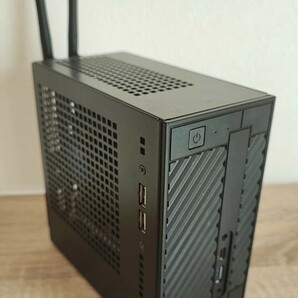 ASRock DeskMini 310 Core-i3 8100 16GB 256SSDの画像1