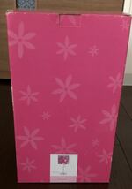 レア Barbie Lamp バービーランプ Barbieコレクション 未開封品 外箱約20.5×20.5×35cm 可愛い!ピンク×カラフルなお花柄_画像2