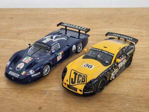 (32).ホ－ンビイ1/32 スロットカー マセラティMC12とTVRT400Rの2個セット