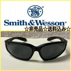 ☆新品送料込み☆ S&W（スミス＆ウエッソン） Safety gogle