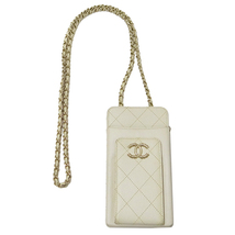 シャネル CHANEL スマホケース マトラッセ レディース ブランド 携帯ケース キャビアスキン クルーズ スマホポーチ ホワイト ゴールド金具_画像1