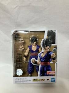 S.H.Figuarts ドラゴンボール　アルティメット　悟飯　フィギュア　SHフィギュアーツ 