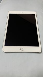 iPad mini 第4世代 64G Wi-Fi + Cellular SIM フリー　シルバー バッテリー90%--95% 美品