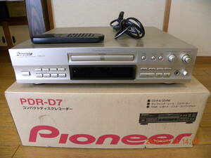 CD レコーダー PDR-D7　元箱、リモコン有り。