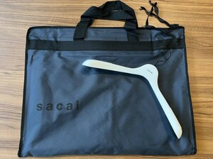 新品同様　非売品　sacai サカイ　ガーメントケース　+　ハンガーセット 　