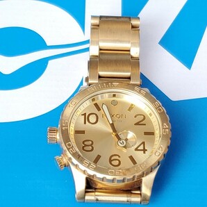 電池交換済 メンズ腕時計 NIXON ニクソン クォーツ クロノグラフ  THE51-30  GOLD ゴールドカラー 動作品 の画像4