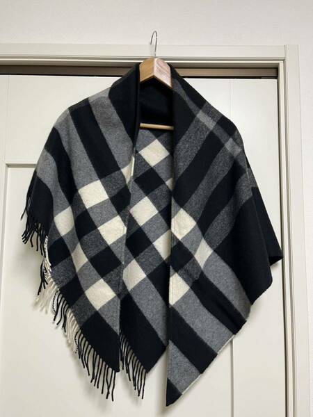 BURBERRY　バーバリー マフラー カシミア100％　三角スカーフ　ポンチョ　ショール　美品　ブラック　送料無料!!