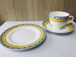 WEDGWOOD/ウェッジウッド/BONE CHINA/ボーンチャイナ/MISTRAL/ミストラル/カップ&ソーサー/プレート/花柄/ブランド食器