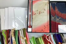 ◎リサイクル着物 小物 帯締 まとめ売り100点 美品 未使用 帯揚 平組 丸組 高麗織 ちりめん 絞り 中古品 和ものや傳 C0316_画像3