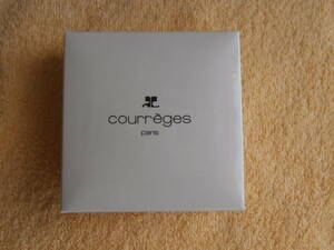 ★★　送料無料？　★★　未使用品　 ★★　　courreges paris クレージュネックレス　ハートデザイン　ゴールド　★★