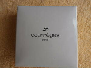 ★★　送料無料？　★★　未使用品　 ★★　　courreges paris クレージュネックレス　シルバーカラー　★★