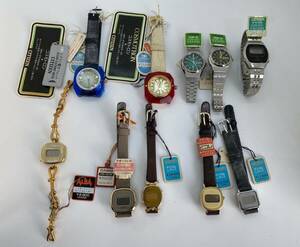 希少　セイコー SEIKO カシオ CASIO シチズン CITIZEN 等　レディース　クォーツ　デッドストック　動作未確認　10点　(86)