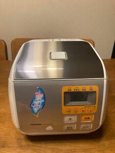 TOSHIBA 東芝　3合炊き炊飯器　RC-MA5KS 