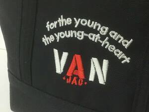 送料無料！VAN JAC ヴァンヂャケット ミニトートバッグ アーチロゴ！VAN JACKET INC.