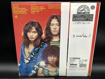 ２０５８　直筆サイン入り　レコード　ＬＰ　バウワウ(BOWWOW・VOWWOW・山本恭司)「Signal Fire (1977年・VIH-6005・ハードロック)」_画像2