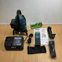 マキタ makita 充電式屋内・屋外兼用墨出し器　　SK10GD グリーンレーザー！さげふり・ろく　10.8V/4.0Ah 中古品！【送料無料♪】_画像4